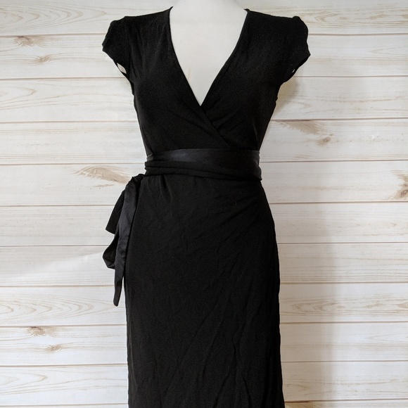 Diane Von Furstenberg Dresses & Skirts - Diane von Furstenberg Classic Black Wrap Dress sz6